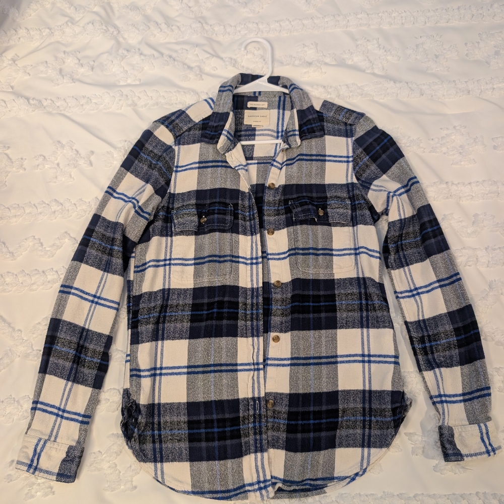 American Eagle Outfitters Ahh-mazingly Soft Plaid Button-Down Shirt